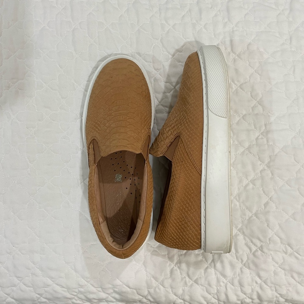 J Slides Sneaker